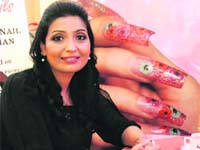 Art stroke: Shivani Sharma Photo: Pradeep Tewari