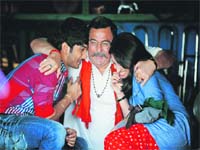 Name game: Rishi Kapoor (in centre) with Sushant and Parineeti on the sets of Shuddh Desi Romance