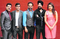 (L-R) Sandeep Kapoor, Munish Sahani, Dinesh Sood, Kuljinder S Sidhu & Nidhi Sidhu