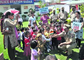 The police should reach out to the public and create confidence