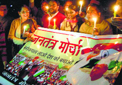 Anna Hazare supporters take out a candle march to press for Jan Lokpal Bill in Amritsar.
