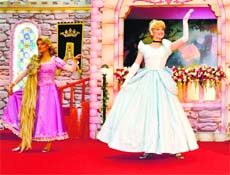 Rapunzel and Cindrella at the Disney Princess Academy event at Elante