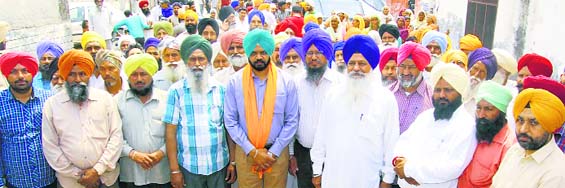 SAD-BJP candidate Manpreet Singh Ayali canvasses in Ludhiana. A Tribune photograph