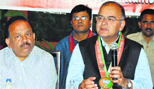 BJP candidate Arun Jaitley with party leader Harshvardhan in Amritsar on Sunday.
