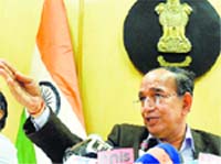 Chief Election Commissioner VS Sampath addresses media in Delhi.