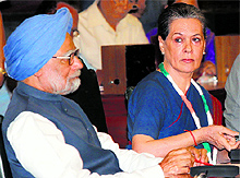 Former PM Manmohan Singh and Congress chief Sonia Gandhi at a party meeting in New Delhi on Saturday