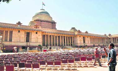 Final touches: The forecourt of the Rashtrapati Bhavan gets ready for PM-elect Narendra Modis swearing-in