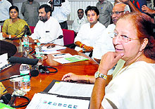 LS Speaker Sumitra Mahajan with leaders during an all-party meeting ahead of the Budget session in Delhi