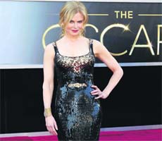 Stage signs: Nicole Kidman