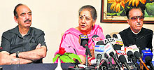 AICC general secretary Ambika Soni (C) with former CM Ghulam Nabi Azad (L) and PCC chief Saifuddin Soz at a press conference in Jammu on Sunday