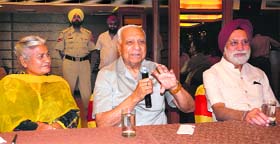 Newly appointed Chhattisgarh Governor Balramji Dass Tandon, flanked by the president of Senior Citizens Association, Chandigarh, DS Grewal, and the association’s vice-president, Surjit Kaur, addresses senior citizens during a function at Sector 43 in Chandigarh on Monday.