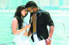 Sunny Leone & Girik Aman
