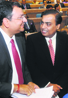 Tata group chairman Cyrus Mistry with Reliance Industries chairman Mukesh Ambani at the CEOs’ meet.