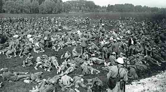 Captured German prisoners at Longueau, on the Western Front, August 1, 1916