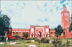 The Kapurthala Mosque is a miniature replica of the Grand Mosque in Marrakash