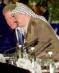 US President Bill Clinton and Palestinian leader Yasser Arafat
