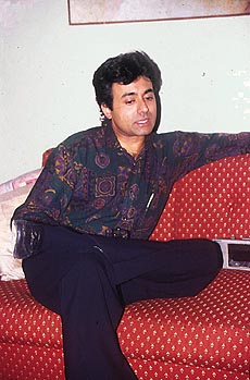 A scene from Manzil