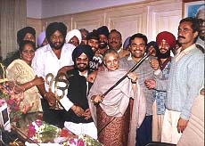 Delhi Chief Minister Sheila Dixit with a National Akali Dal delegation 