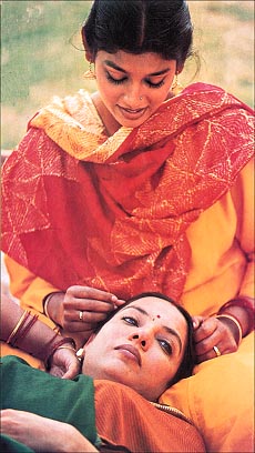Shabana and Nandita in "Fire"
