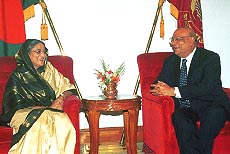 Bangladesh Prime Minister Sheikh Hasina with British business envoy Lord Swraj Paul