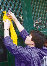 Jane Schelly, wife of hostage Donald Hutchings, in Kashmir