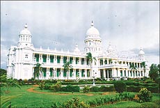 The majestic Lalithamahal at the foot of Chamundi Hill