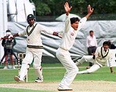 Pakistan team captain Aamir Sohail reacts as Indian bowler Ajit Agarkar calls for lbw during the Sahara Cup match in Toronto on Sunday. AP/PTI