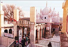 The Mansa Devi shrine
