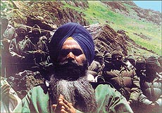 Ardaas (thanksgiving) after the capture of India Gate and Helmet