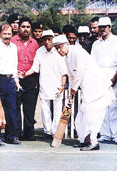 West Bengal Chief Minister Jyoti Basu