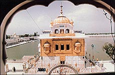 Gurdwara Darbar Sahib, Tarn Taran