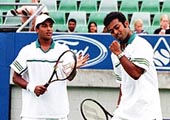 Mahesh Bhupathi (left) and Leander Paes — AP/PTI