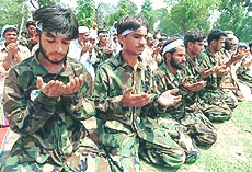 Militants of Pakistani fundmental Islamic party Jamat-i-Islami 