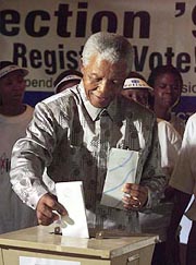 JOHANNESBURG: Outgoing South African President Nelson Mandela casts his ballot