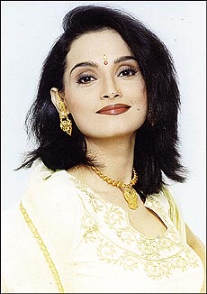 Rajeshwari in Hulle Hullare