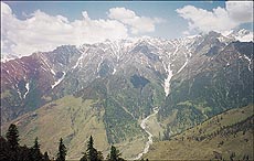 A view of the Himalaya while trekking from Solang Nala to Gulaba