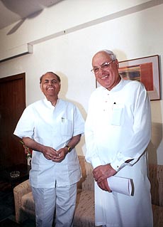 Jammu & Kashmir Chief Minister Mr Farooq Abdullah with the Deputy Chairman of Planning Commission, Mr K.C. Pant, in New Delhi on Wednesday —