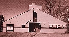 Chestnut Hill house by Robert Venturi