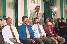 Quizmaster Siddharth Basu with Mastermind India contestants