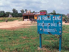 In total violation of the notice put up by the authorities, a liquor vend operates from Indian Air Force land in Sector 31, Chandigarh.
