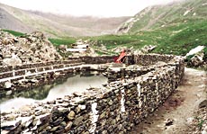 The glacier on the way to Mani Mahesh