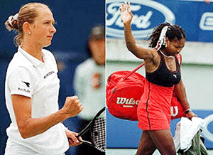 Elena Likhovtseva (left) of Russia pumps her fist after winning a crucial point during her match against Serena Williams (right) of the United States at the Australian Open Tennis championships in Melbourne on Monday