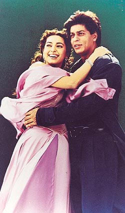 Juhi Chawla and Shah Rukh in Phir Bhi Dil Hai Hindustani