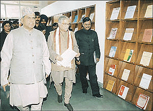 Escorted by Dr Rashpal Malhotra, CRRID, and Mr Satya Pal Jain, a former member of Parliament, the Human Resource Development Minister, Dr Murli Manohar Joshi, on a round of the CRRID in Sector 19, Chandigarh, on Friday. Tribune photo by Pankaj Sharma