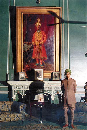 The Nawabs of Malerkotla were Sherwani Afghans who, in turn, were descendants of Sheikh Sadruddin