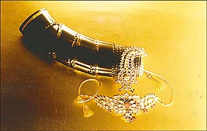 Designer ornaments... back to the past