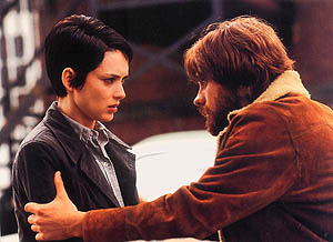 Winona Ryder and Jared Leto in Girl, Interrupted
