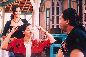Life Nahin Hai Ladoo shows humorous incidents