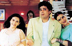 A scene from Gharwali Uparwali