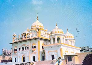 The tomb of Maharaja Ranjit Singh at Lahore.  Photo by the writer